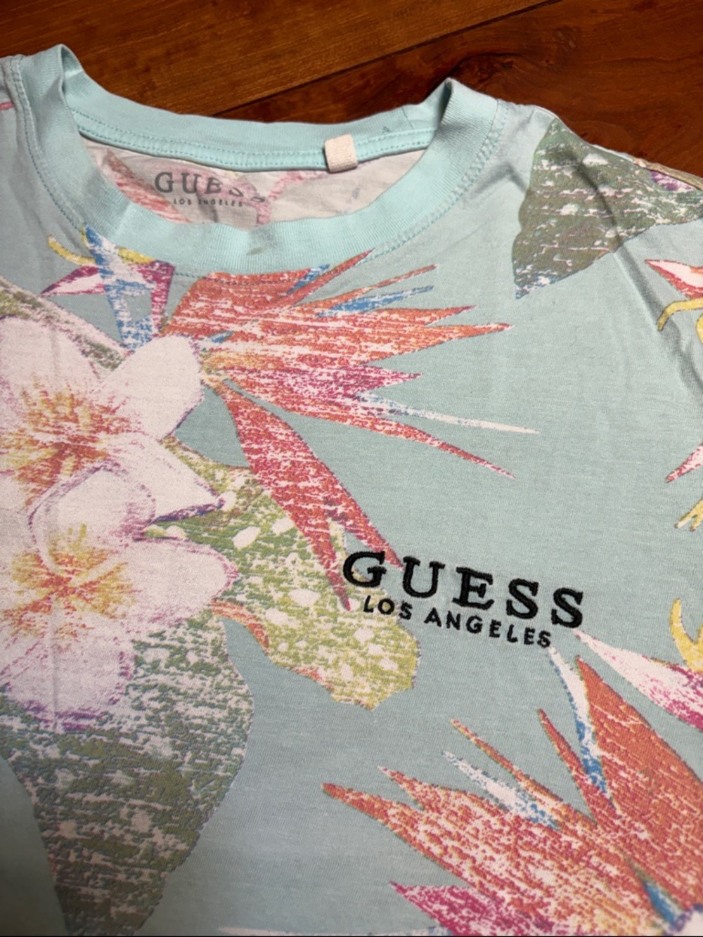 Guess Los Angeles Men's M Floral Tropical Bird of Paradise Print T-Shirt